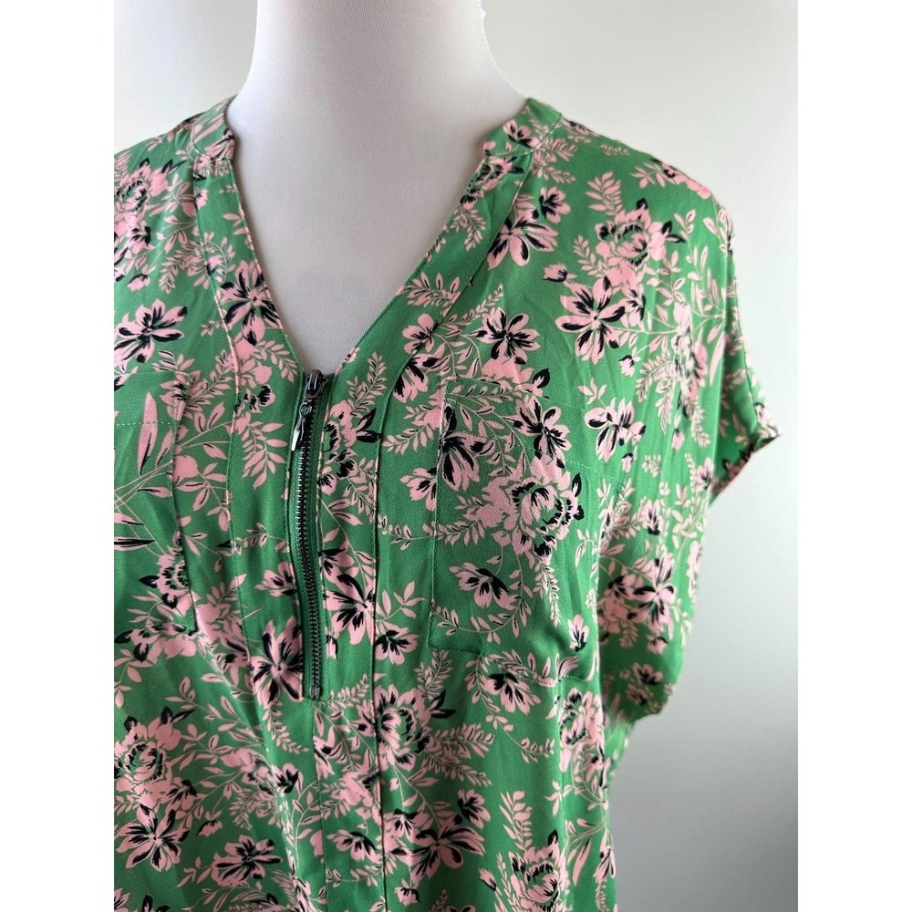 Torrid Georgette Zip Neck Dolman Blouse Green Pink Floral Botanical Plus Size 1X - Picture 4 of 10